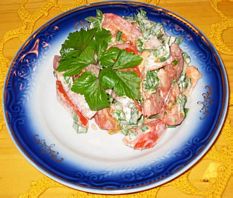 Leek with tomatoes salad